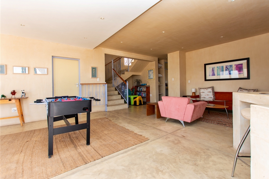 6 Bedroom Property for Sale in Paradise Beach Western Cape